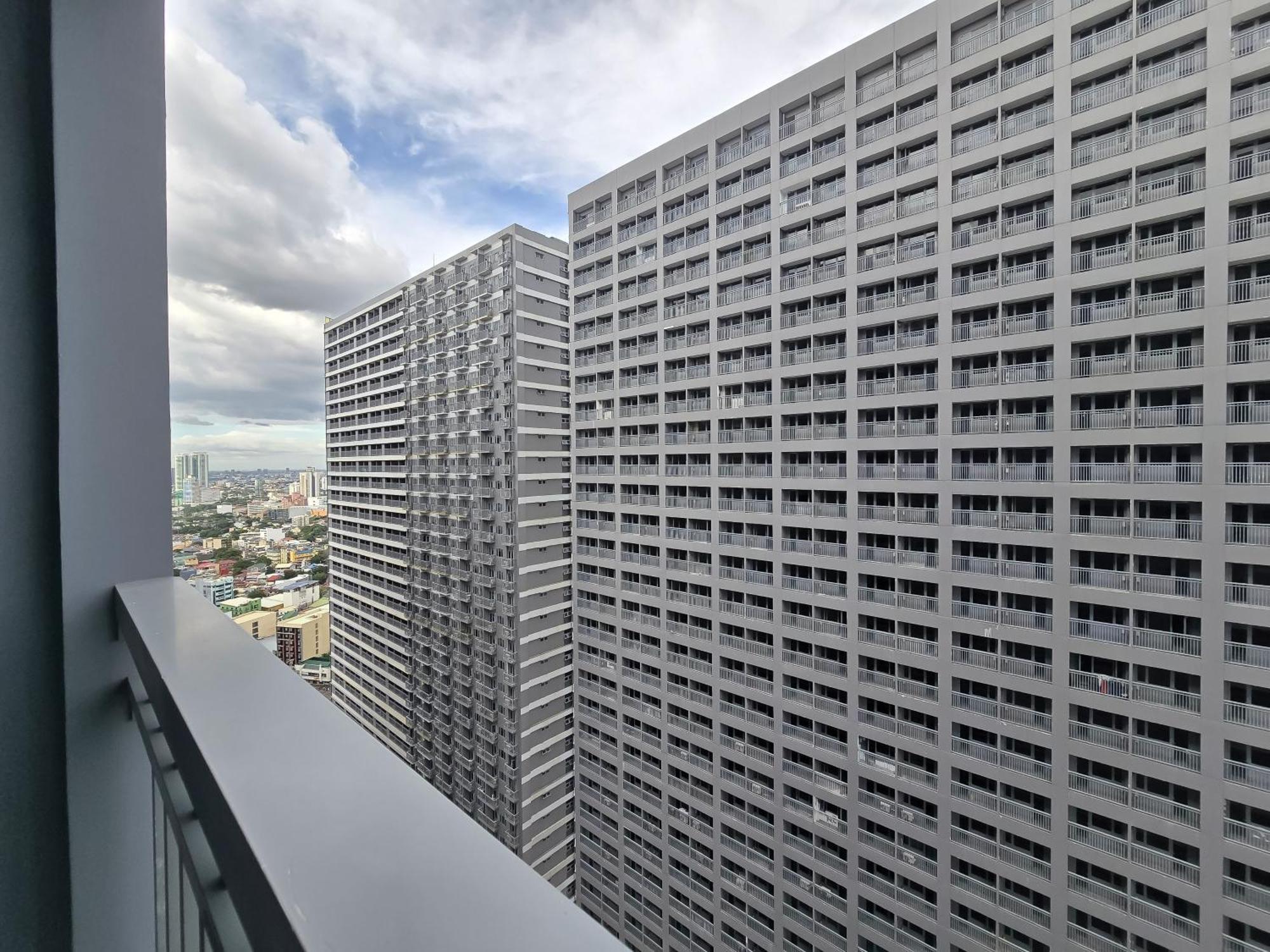 1Br Unit Condotel W Balcony Fame Residences #Fm64 Manila Exterior photo